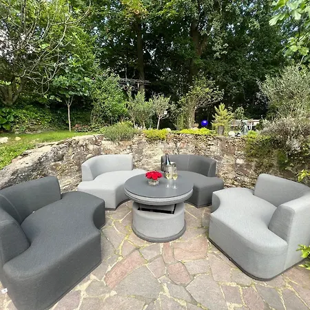 Luxurious With Fireplace And Garden Apartman Ratingen