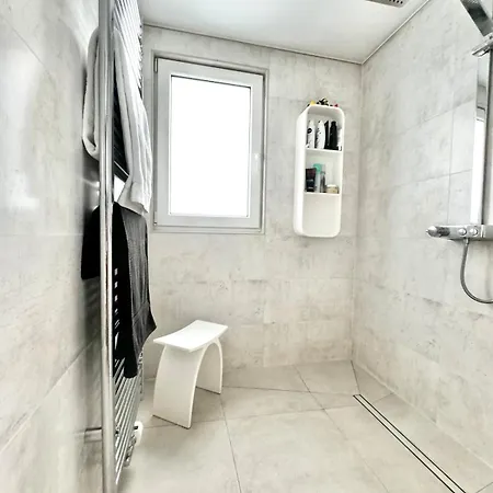 公寓 Luxurious With Fireplace And Garden *
